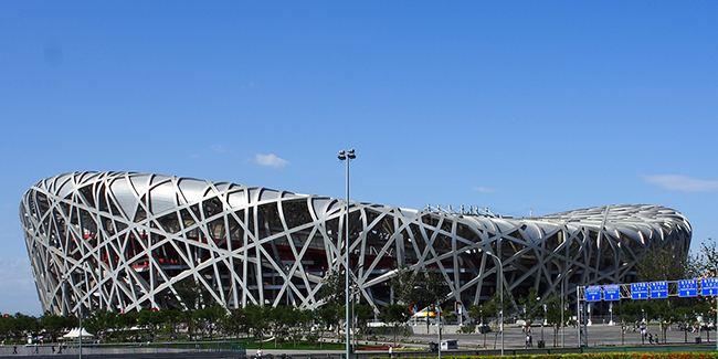 北京论网架钢结构自动焊接与手动焊接工艺的区别